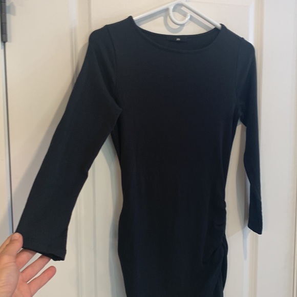 Black Dress - Picture 5 of 6